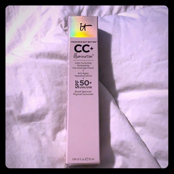 it cosmetics Other - It Cosmetics CC+ Illumination Foundation!! NWOT!!